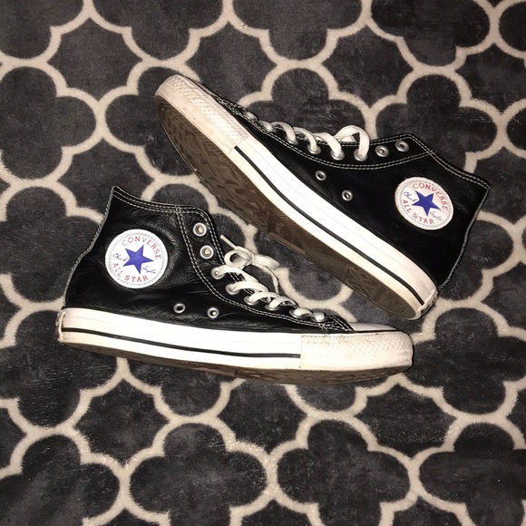 Converse Shoes - Black leather converse